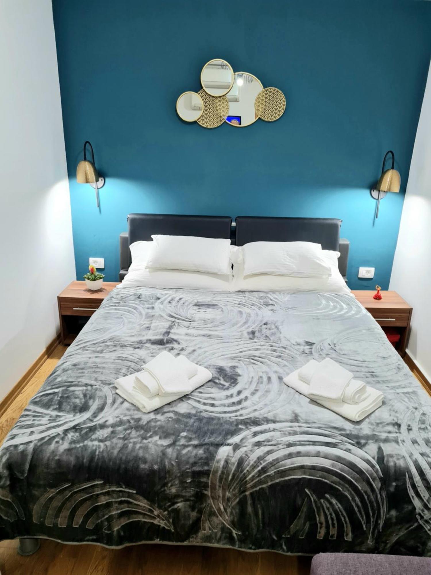 Inchy Accommodation Split Bagian luar foto