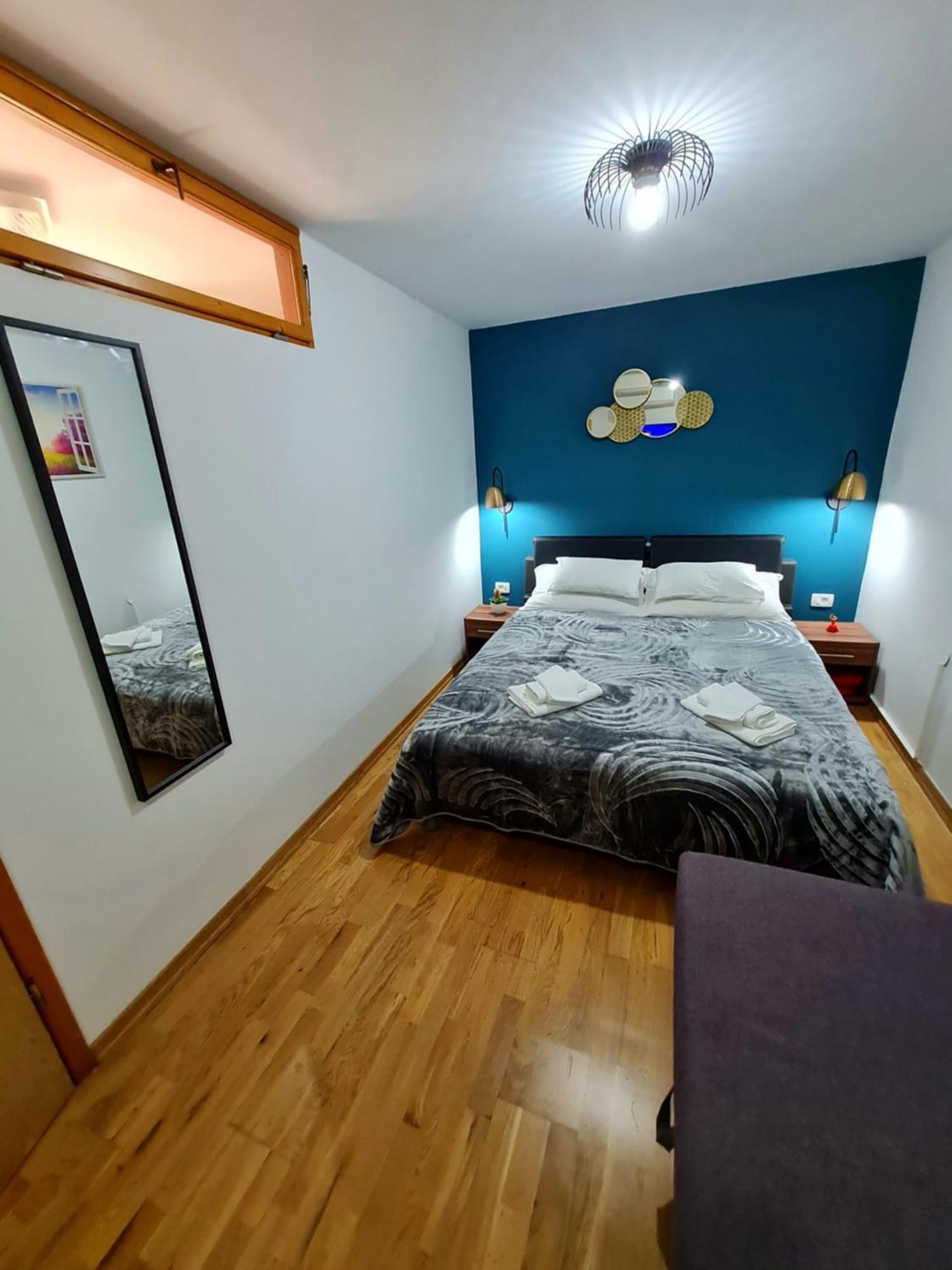 Inchy Accommodation Split Bagian luar foto