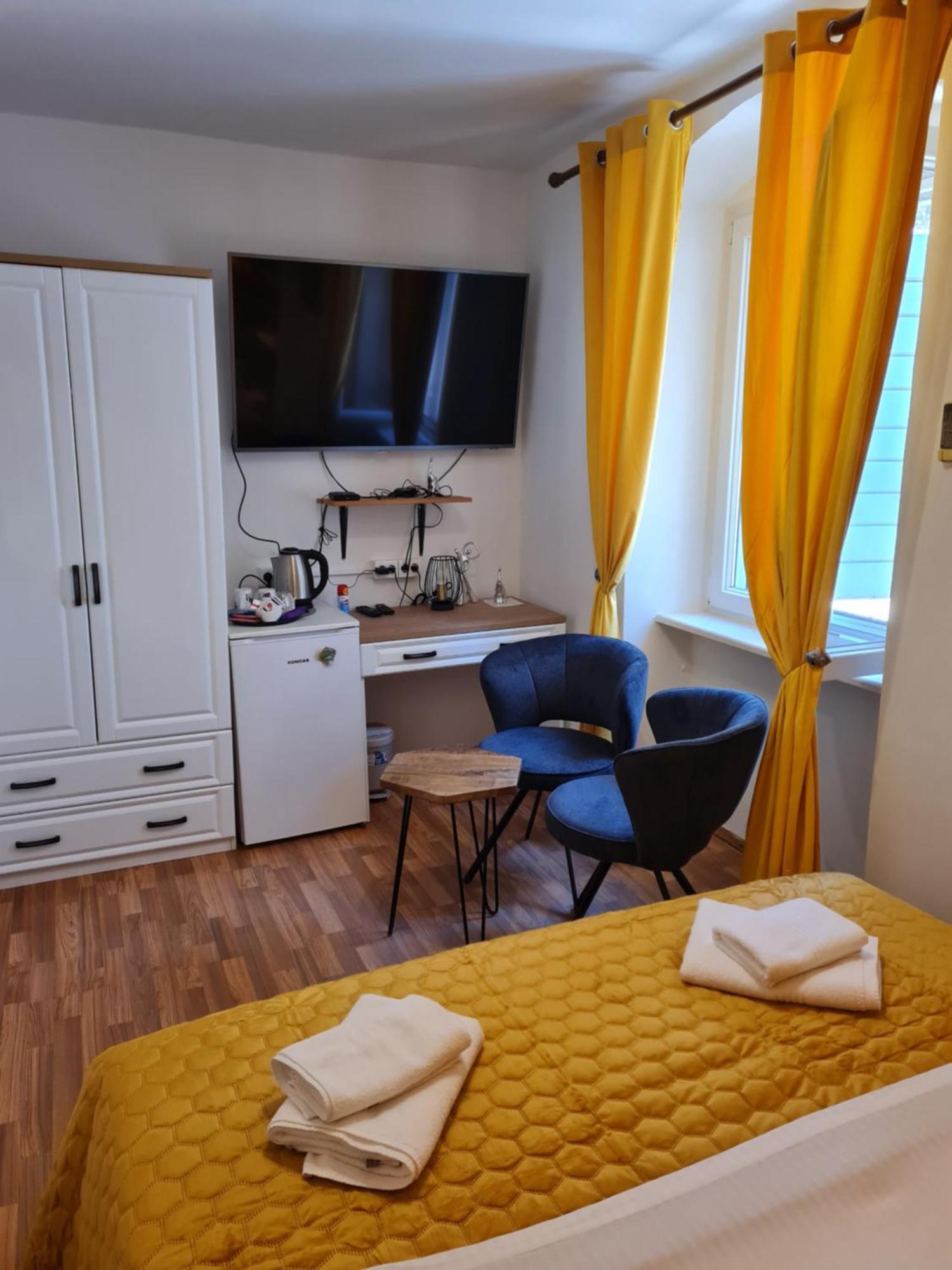 Inchy Accommodation - In The Center Of Diocletian'S Palace Split Bagian luar foto